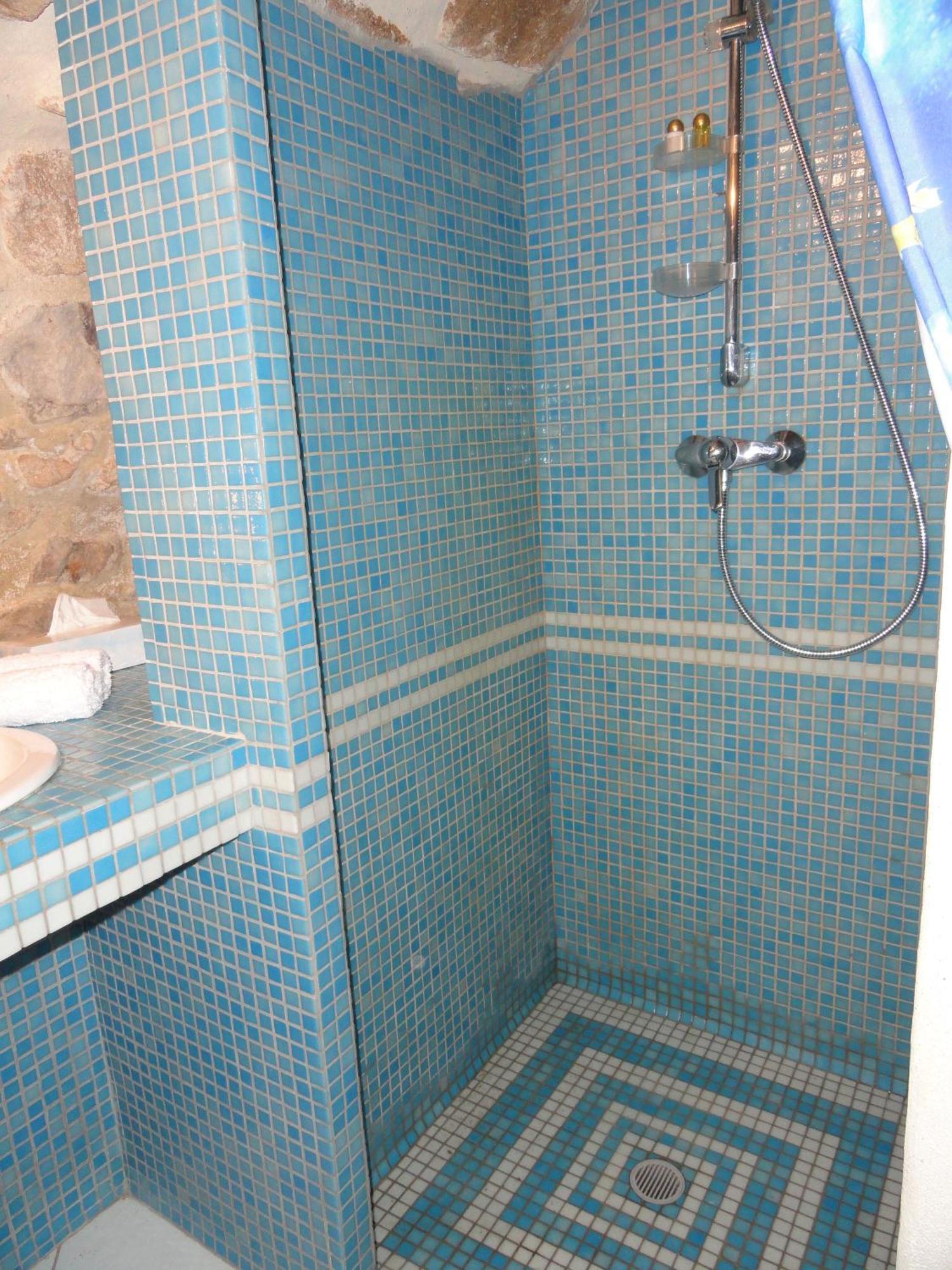Chambre D'Hotes Au Creux Du Chambon Joyeuse Ruang foto