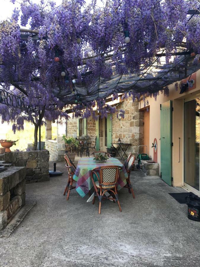 Chambre D'Hotes Au Creux Du Chambon Joyeuse Bagian luar foto
